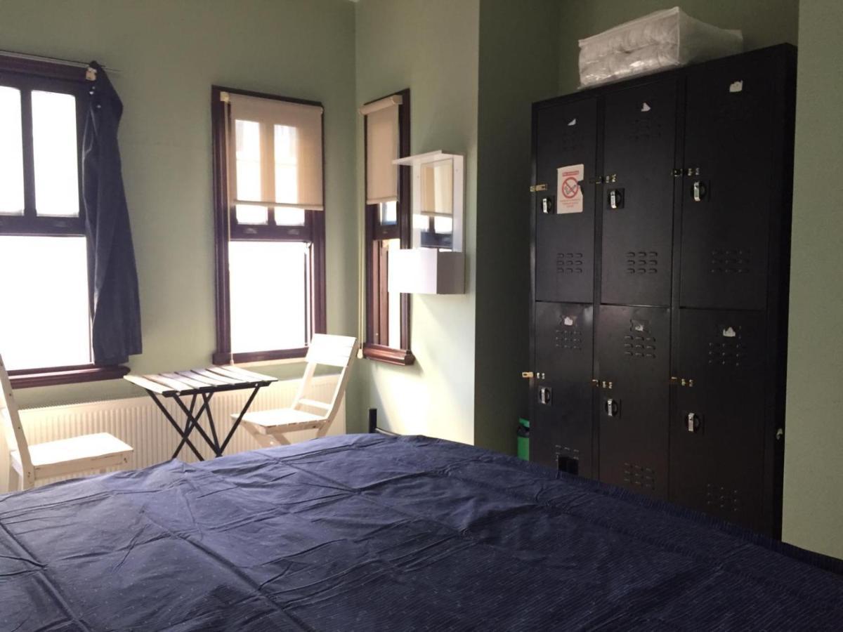 The Hub Hostelイスタンブール エクステリア 写真