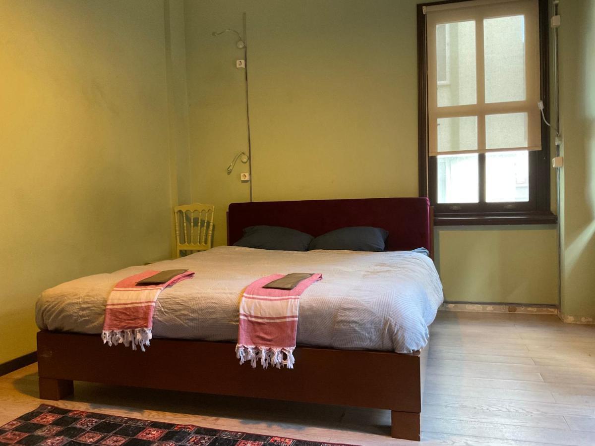 The Hub Hostelイスタンブール エクステリア 写真