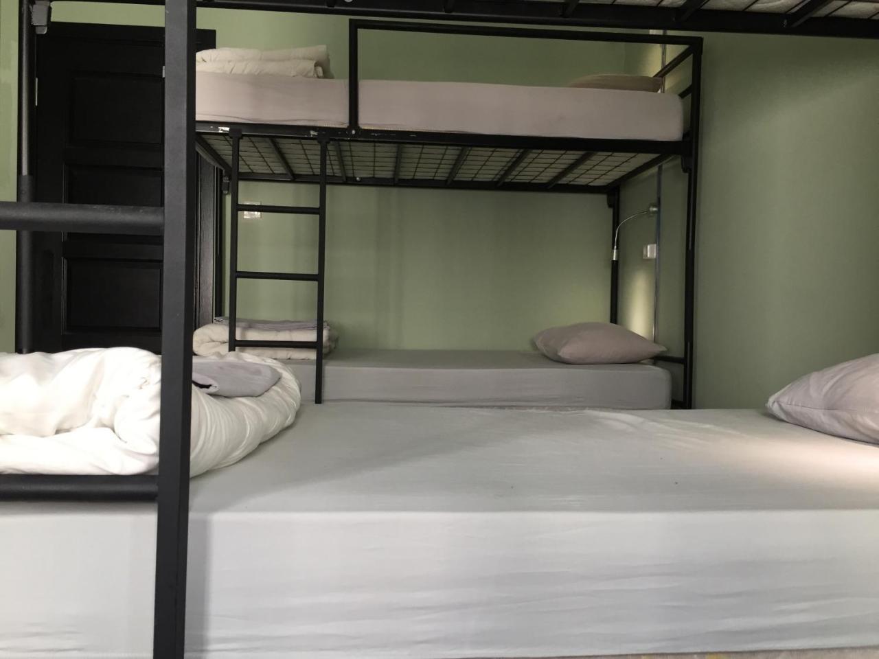 The Hub Hostelイスタンブール エクステリア 写真