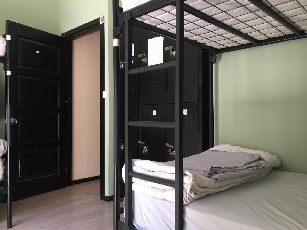 The Hub Hostelイスタンブール エクステリア 写真