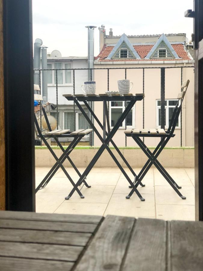 The Hub Hostelイスタンブール エクステリア 写真
